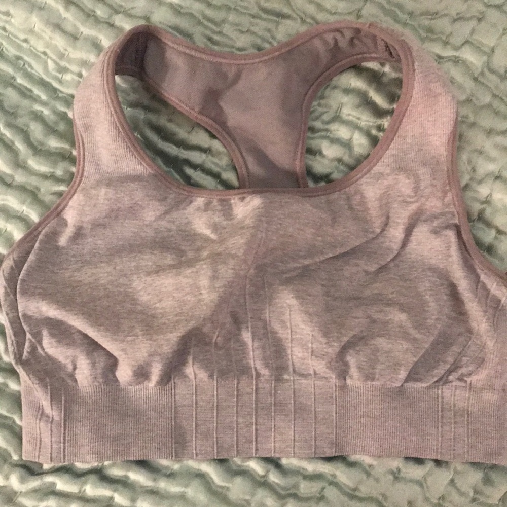 Sports bra